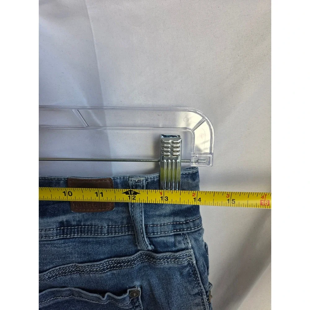 Wallflower these denim